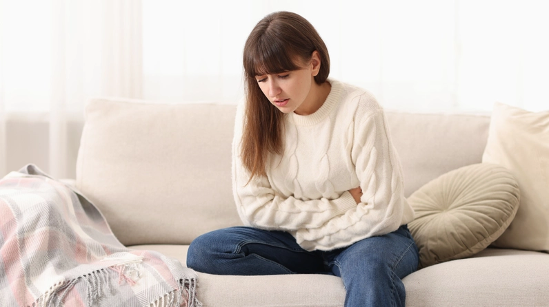 Rối loạn tiêu hóa là một trong những tác hại của quả su su.