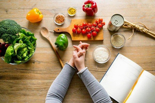 Sau Sinh Nên Ăn Gì 2026: Bồi Bổ Sức Khỏe, Lợi Sữa Toàn Diện