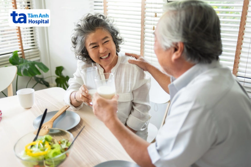 Sữa và các sản phẩm từ sữa tốt cho bệnh nhân huyết áp thấp
