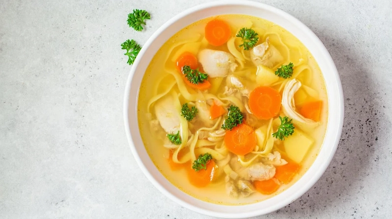 Thực phẩm tốt cho người đi ngoài ra máu 2