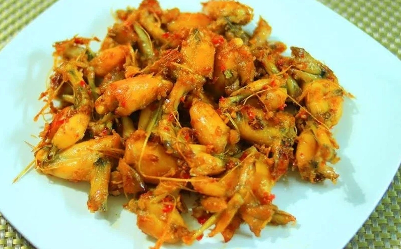 Trẻ em có sức đề kháng kém không nên ăn thịt ếch