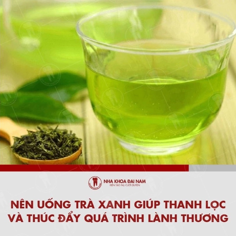 Uống trà xanh giúp thanh lọc và hỗ trợ lành thương