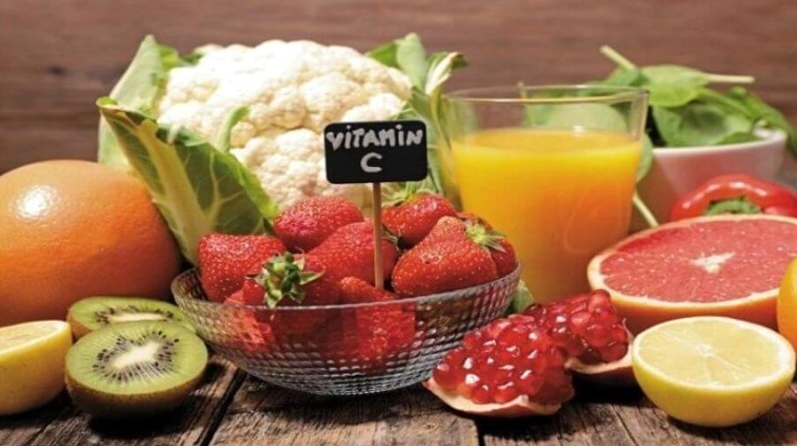 Vitamin C thúc đẩy sản xuất collagen
